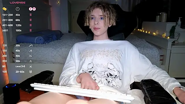 kudi_minnt (M twink) - CUM SHOW