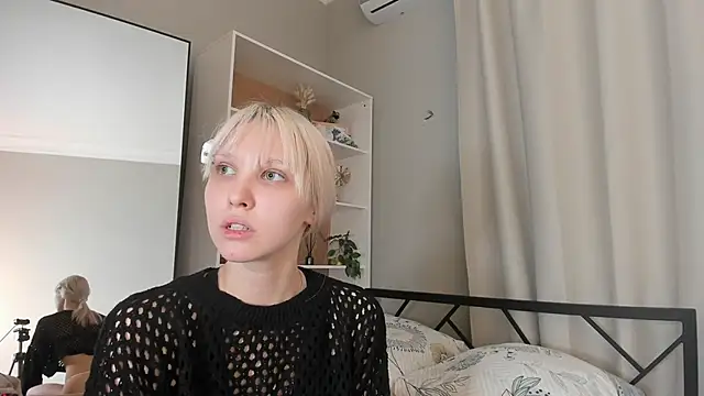 ErinBissonnette live sex cam