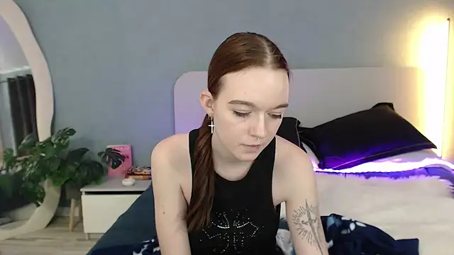 strip chat room SunyLily