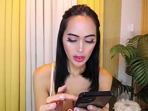 heavenlystarlight (T young) - 🌸LOOK HOW GORGEOUS QUEEN YOU HAVE 🌸