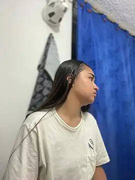 live cam feed I Samanthaa