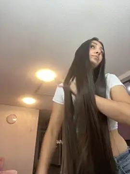 ArianaDominguezPink_