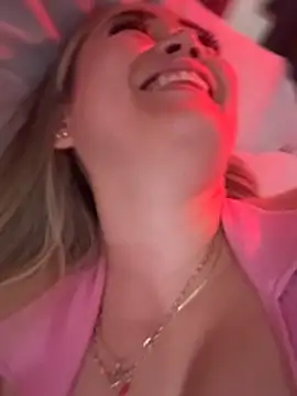 Danielavegax live sex cam