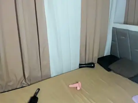 BigCockKiara live sex cam