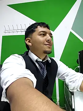 itsdavidxxx (M young) - milk show on my penis