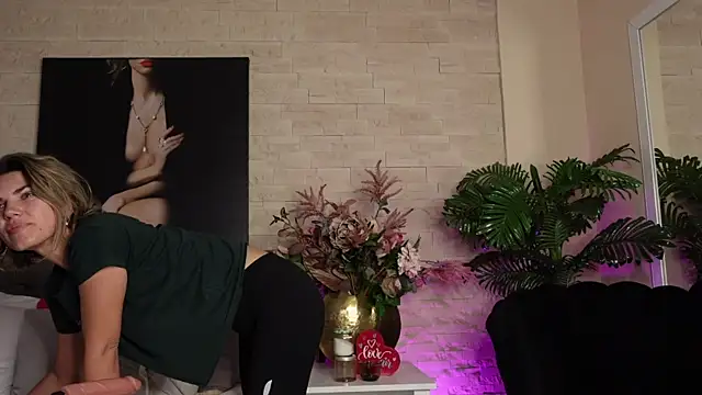 feliciakrige - FeliciaKrige's free webcam - UK Sex Cams