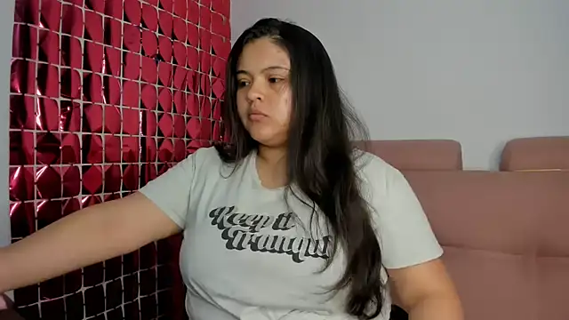 lizzie_c (F young) - BOOBS JOB / dildo entre las tetas