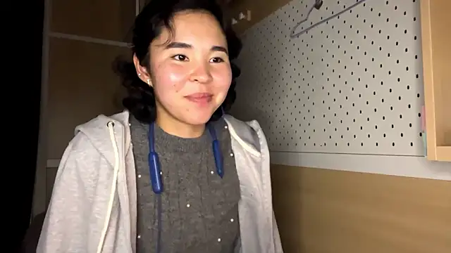 jennycarpenter (F teen) - go eat and make a video