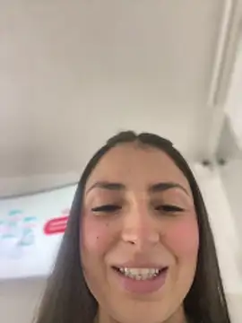 ArianaDominguezPink_