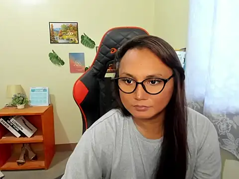 hella_queen live sex cam