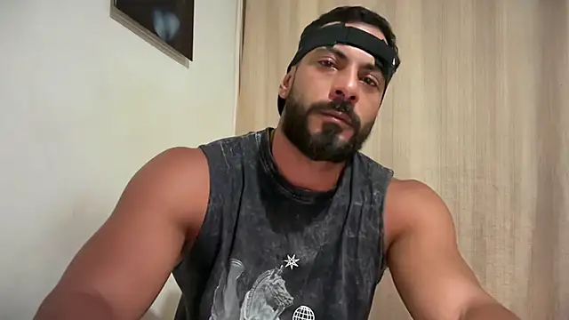 romeolovedark - Romeolovedark's free webcam