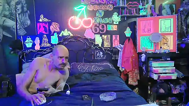 splash_queen420 (Ask my age) - Stand And Show This Ass. Shake a lil