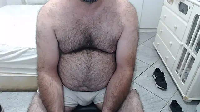 MysterBearMG live sex cam