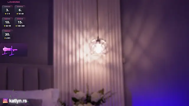 KatlynRous webcam