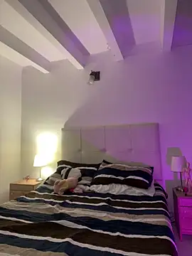 SelenaStone live sex cam