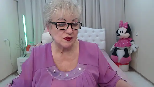 KayleSmoll live sex cam