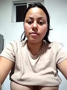 Webcam Model (camila-titis)  is live.Free join now!