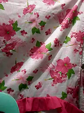 hot_angelx21 - Hot_Angelx21's free webcam - UK Sex Cams