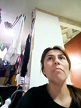 Webcam Model (vanessa-titisM)  is live.Free join now!