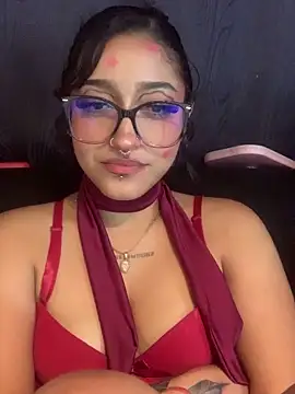 LilithMonette webcam