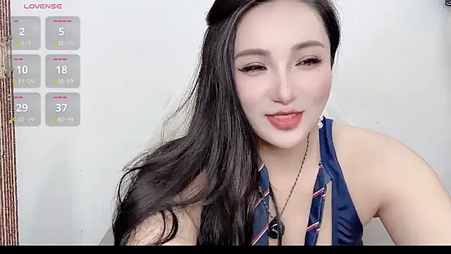 美女Janaya-88在线直播