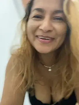 jlo_69 - Jlo_69's free webcam