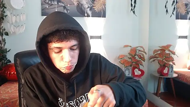 amethystshadow17 (M twink) - nalgadas x10