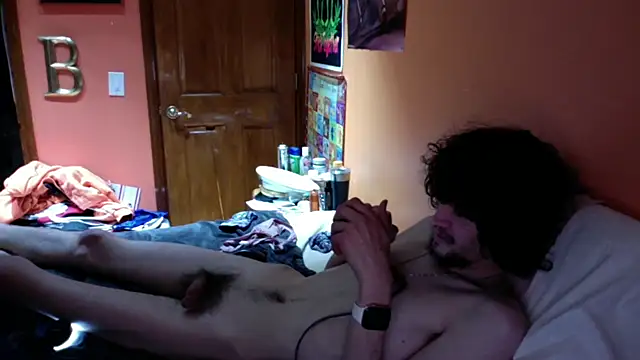 Teddy4420 live sex cam