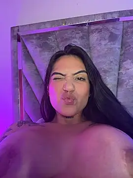 liahouses (F young) - Ridding dildo