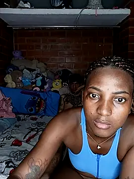 AshlieeGreenn webcam