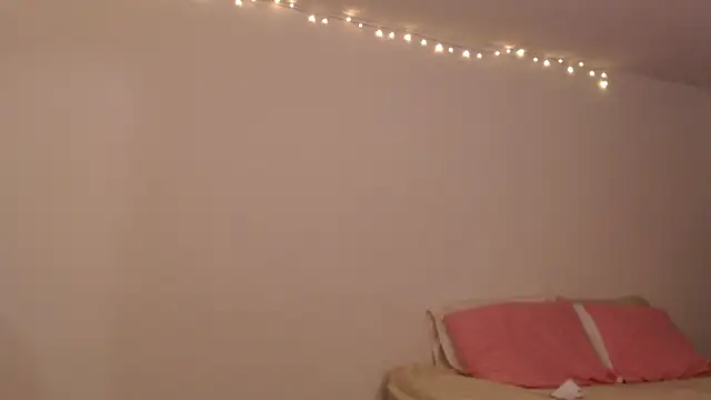 valientegirl_ (F young) - hii val