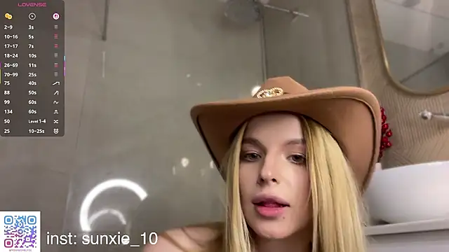 sunshine_diana (F teen) - pussy fingering