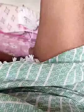 boyfrommum_bai (M young) - Make me Nude😅😅😋😋😋