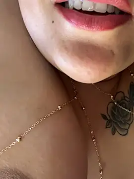 rosy_babydoll (F teen) - Anal fingering 🍑🥵