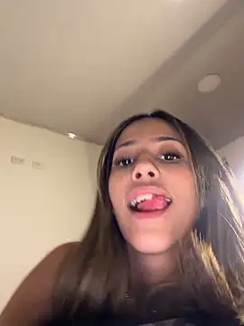 vicky_bass_ - Vicky_bass_'s free webcam - UK Sex Cams