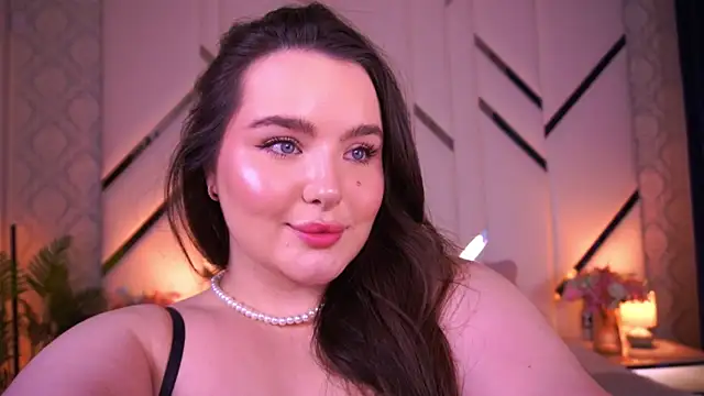 cuteamberr - CuteAmberr's free webcam - UK Sex Cams