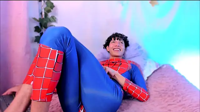 im_alejo - Im_Alejo's free webcam - UK Sex Cams