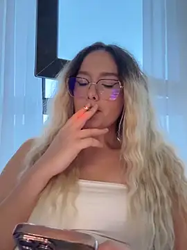 mollyxxx live sex cam