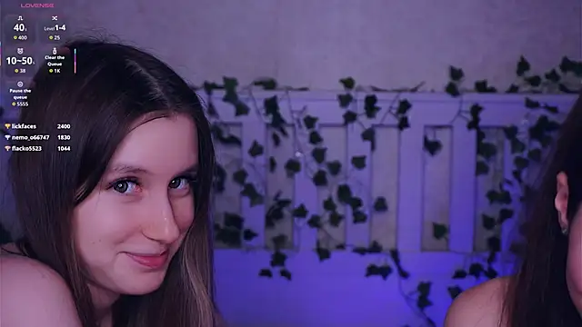 gabriellelynchard (G teen) - suck nipples with saliva close cam 3min