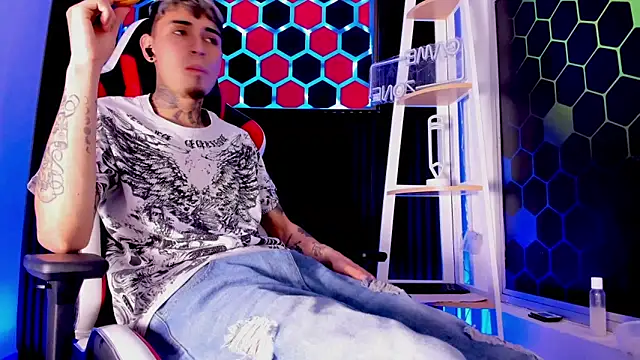 max_hader_ (M young) - my warm milk 🥵💪🍆