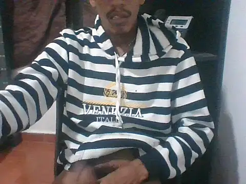 albertbigcock - AlbertBigCock's free webcam - UK Sex Cams