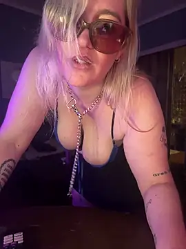 granlady7 (Ask my age) - chupo tetas y dildo full baba