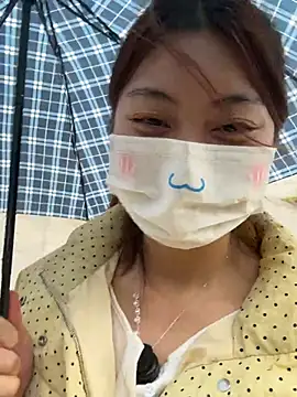 美女tiantian_niu在线直播