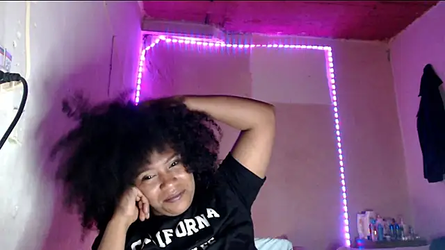 cherry_cleou - Cherry_cleou's free webcam