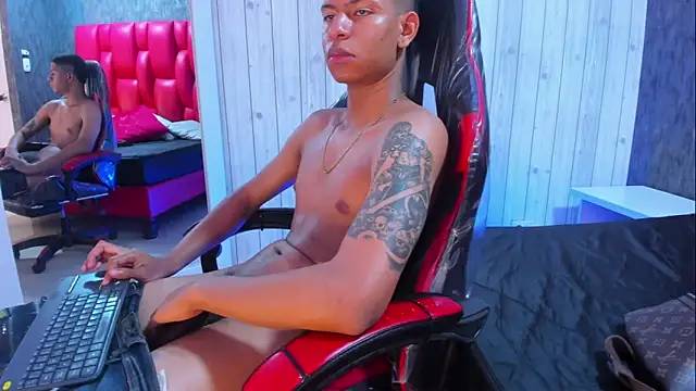 _erick_j live sex cam