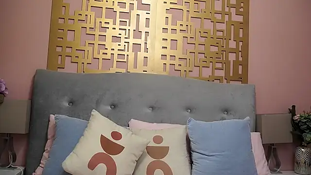 SweettLunaa live sex cam