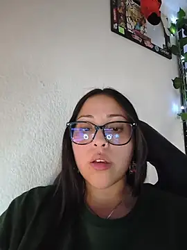 bella-gema - Bella-Gema's free webcam - UK Sex Cams