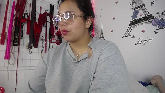 shannon_queen- - Shannon_queen-'s free webcam