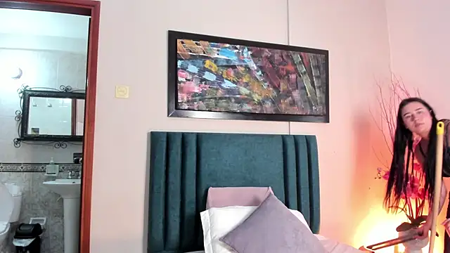 laragoldd - LaraGoldd's free webcam