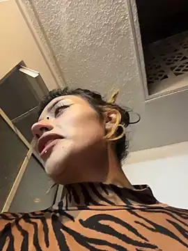 baby_akuma - Baby_akuma's free webcam